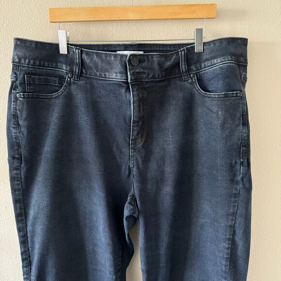 Lane Bryant High Rise Straight Jeans Womens Dark Wash Size 22S - Picture 2 of 10